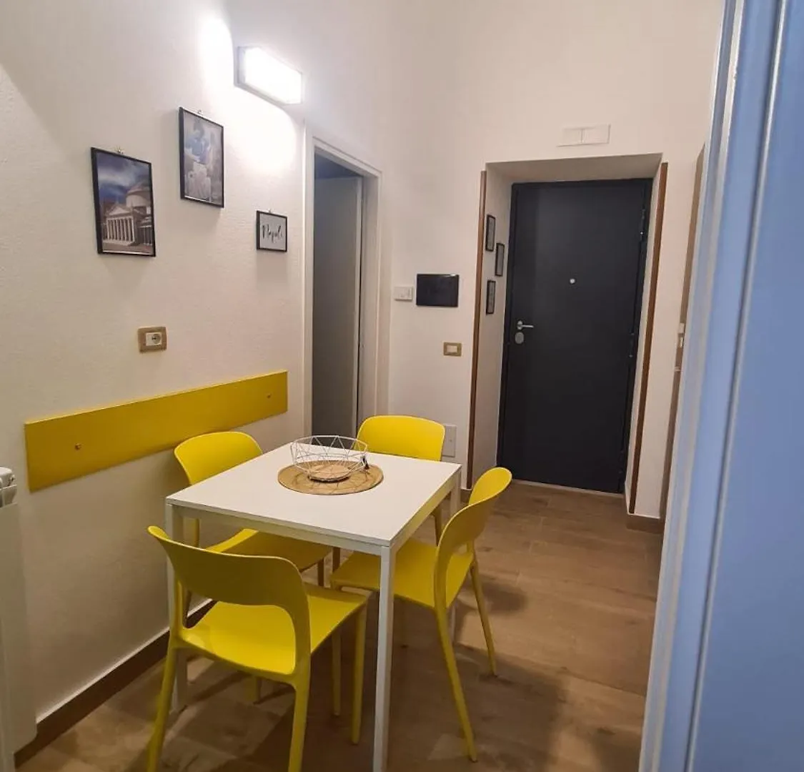 Happy House 3 Apartment Naples 0*,  Italy