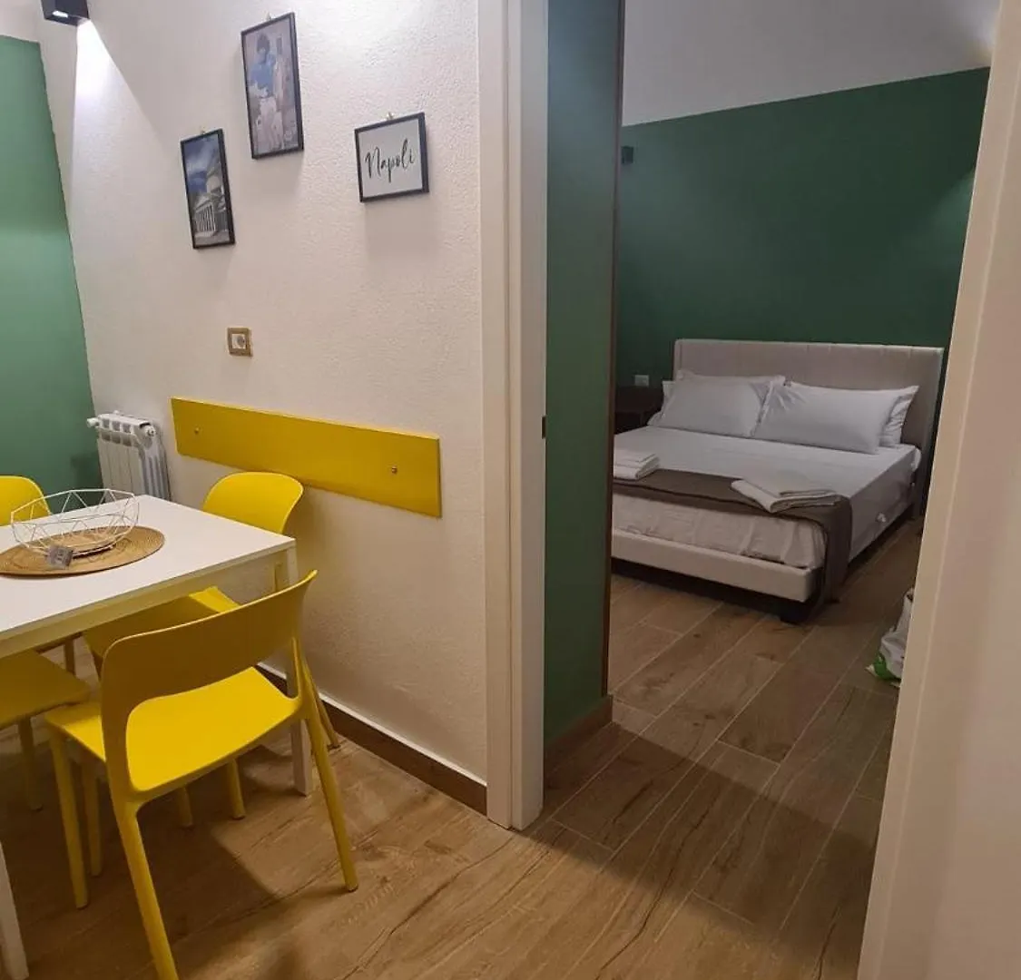 Happy House 3 Apartment Naples 0*,