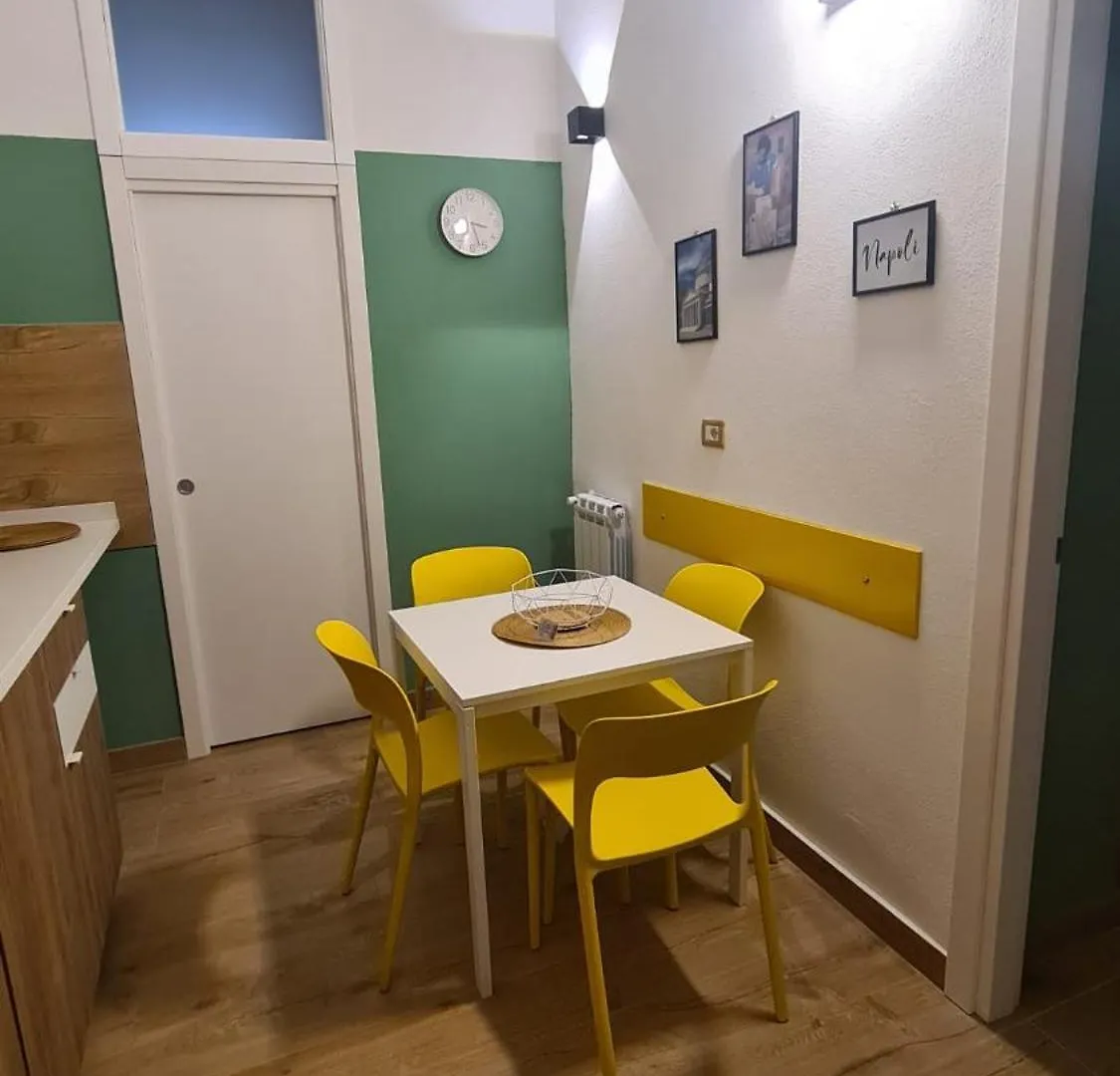 Happy House 3 Apartment Naples
